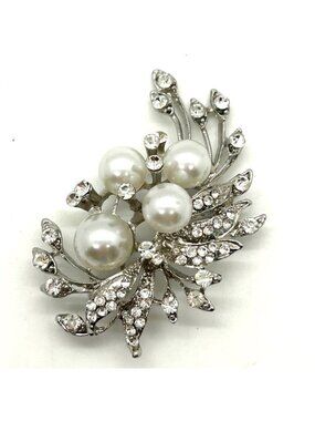 Faux Pearl & Rhinestone Brooch Silver-tone Floral Pin Glam Elegant